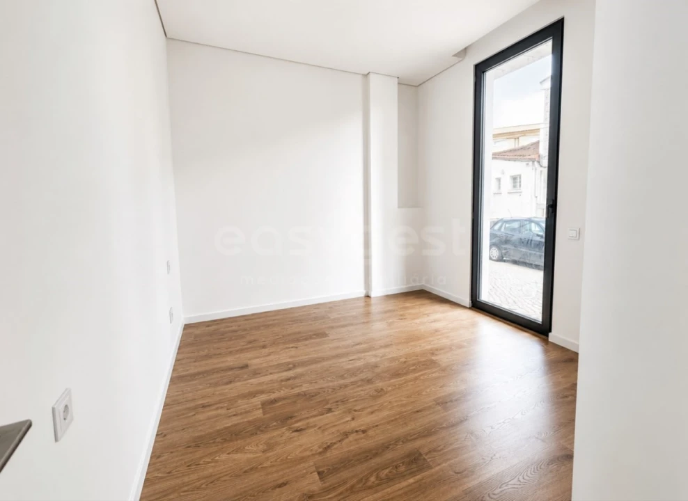 Apartamento T3 para Venda em Lourinhã e Atalaia Foto 11