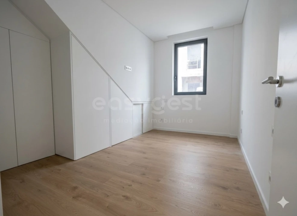Apartamento T3 para Venda em Lourinhã e Atalaia Foto 28