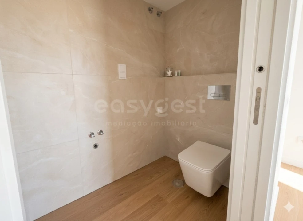 Apartamento T3 para Venda em Lourinhã e Atalaia Foto 32