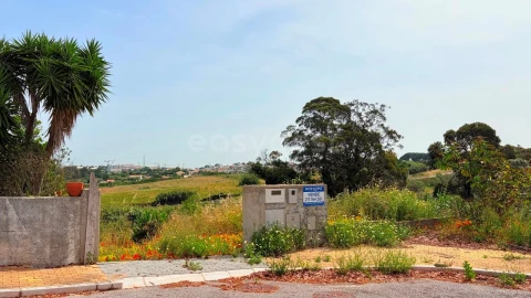 Terreno para Venda em Caparica e Trafaria