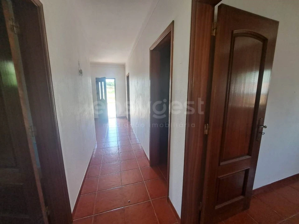Moradia T4 para Venda em São Luis Foto 11