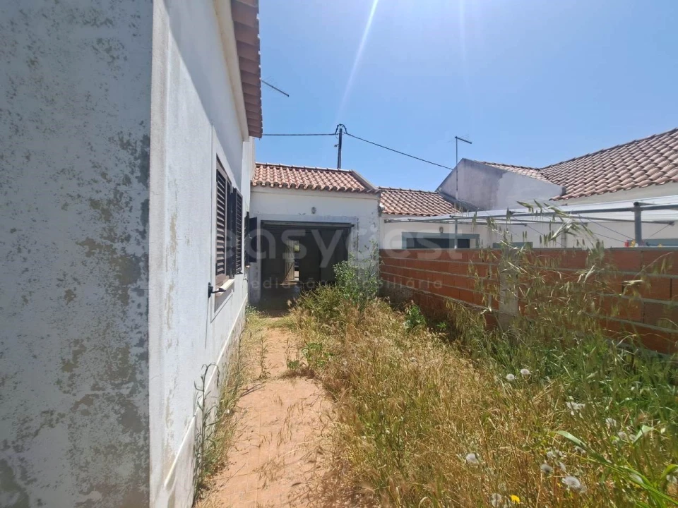 Moradia T4 para Venda em São Luis Foto 28