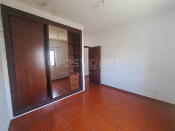 Moradia T4 para Venda em São Luis