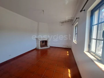 Moradia T4 para Venda em São Luis