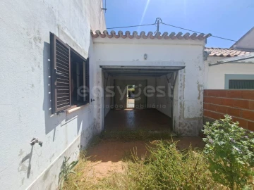 Moradia T4 para Venda em São Luis