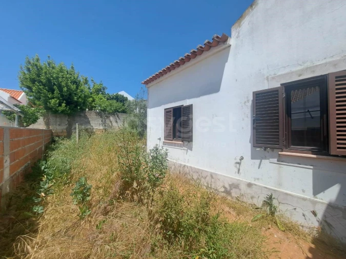 Moradia T4 para Venda em São Luis Foto 33