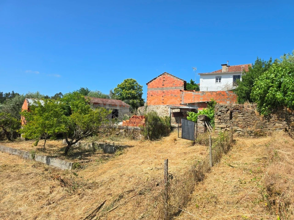 Quinta T4 para Venda em Mouronho Foto 9