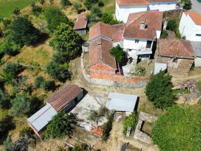 Quinta T4 para Venda em Mouronho Foto 37