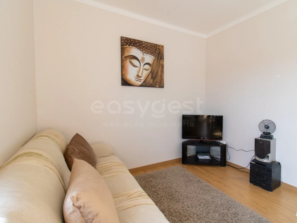 Apartamento T2 para Venda em Vila Real de Santo Antonio Foto 4