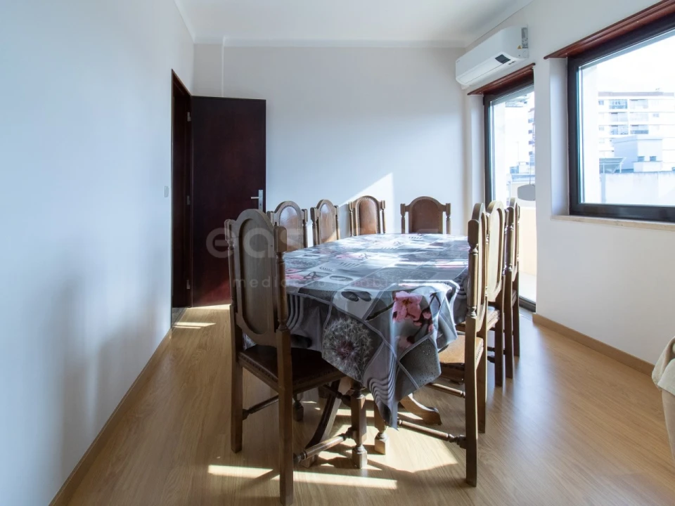 Apartamento T2 para Venda em Vila Real de Santo Antonio Foto 5