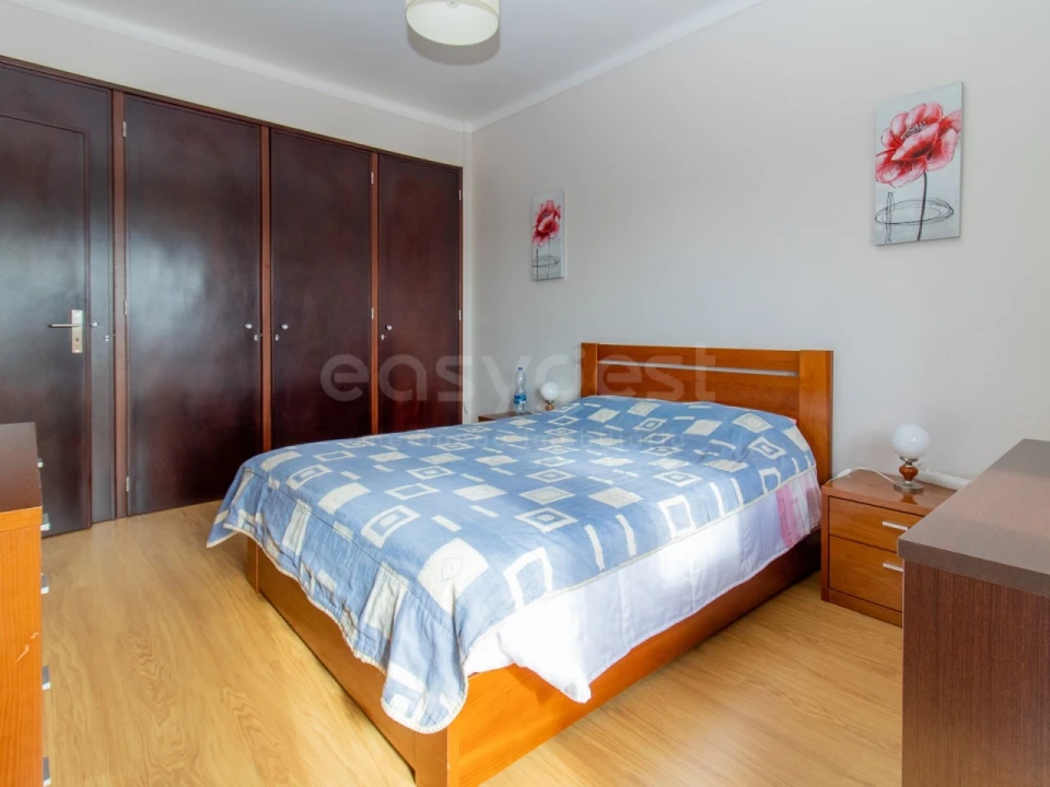 Apartamento T2 para Venda em Vila Real de Santo Antonio Foto 8