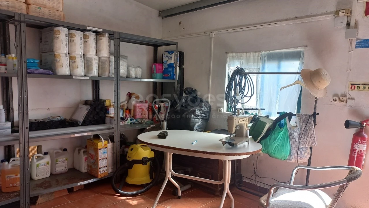 Moradia T5 para Venda em Azoia de Cima e Tremês Foto 19