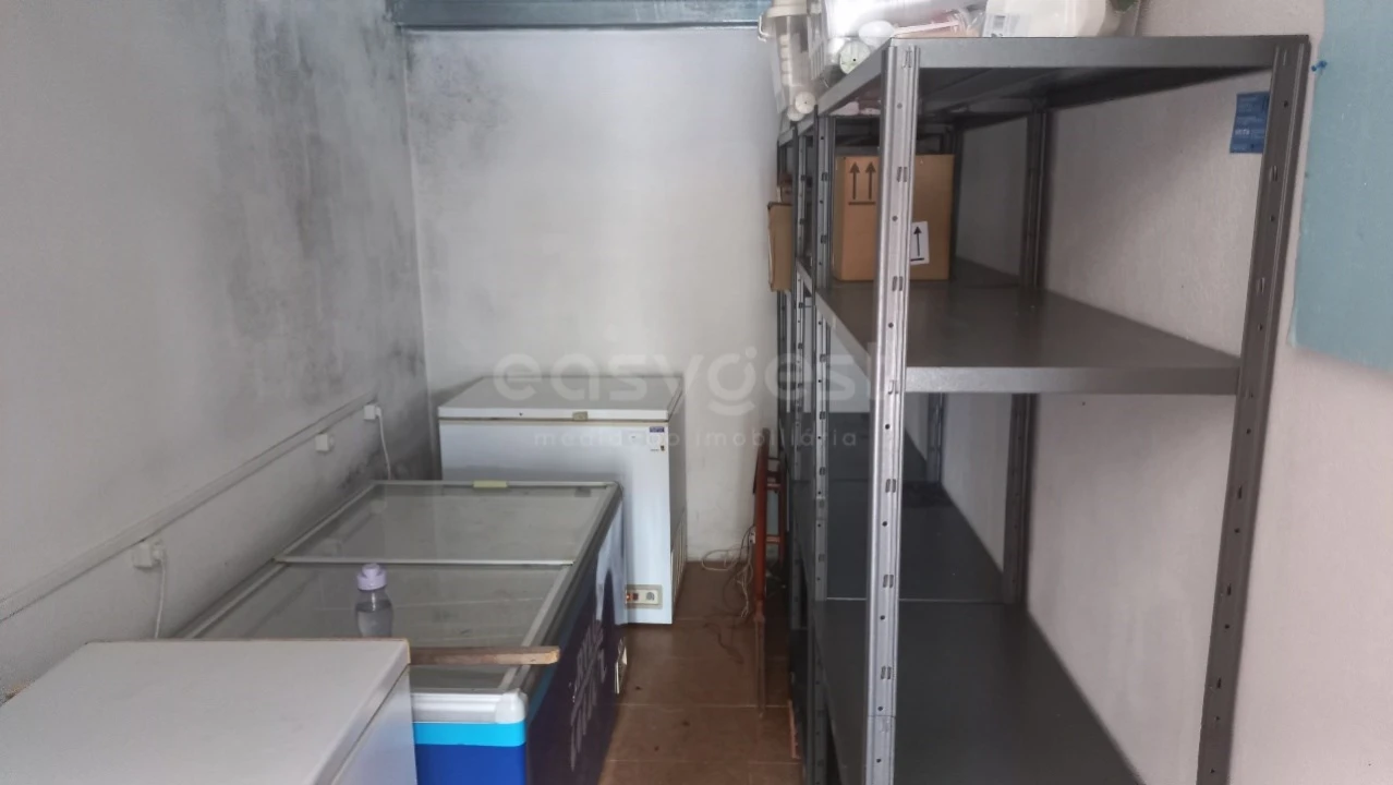 Moradia T5 para Venda em Azoia de Cima e Tremês Foto 20