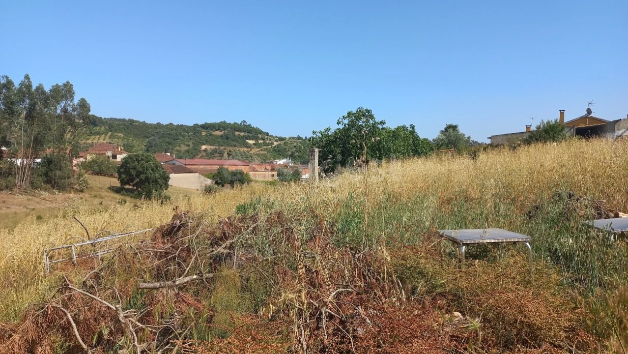 Moradia T5 para Venda em Azoia de Cima e Tremês Foto 23