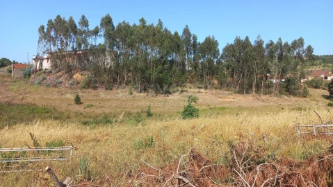 Moradia T5 para Venda em Azoia de Cima e Tremês