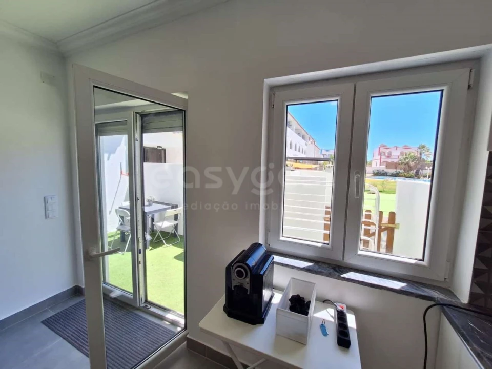 Apartamento T1 para Venda em Vila de Sagres Foto 1