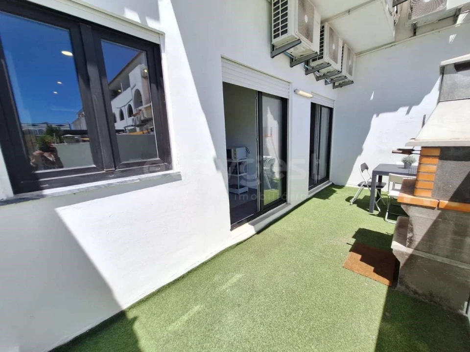 Apartamento T1 para Venda em Vila de Sagres Foto 2