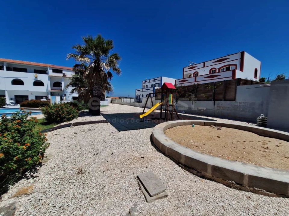 Apartamento T1 para Venda em Vila de Sagres Foto 4