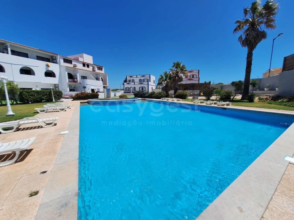 Apartamento T1 para Venda em Vila de Sagres Foto 5