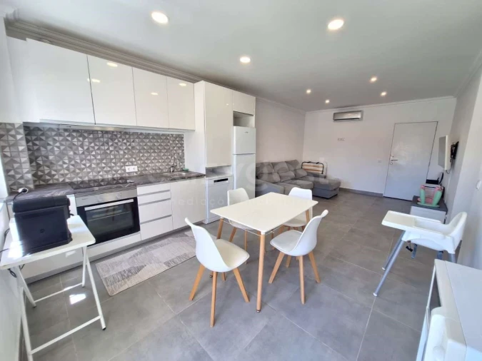 Apartamento T1 para Venda em Vila de Sagres Foto 7