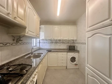 Apartamento T2 para Venda em Campolide