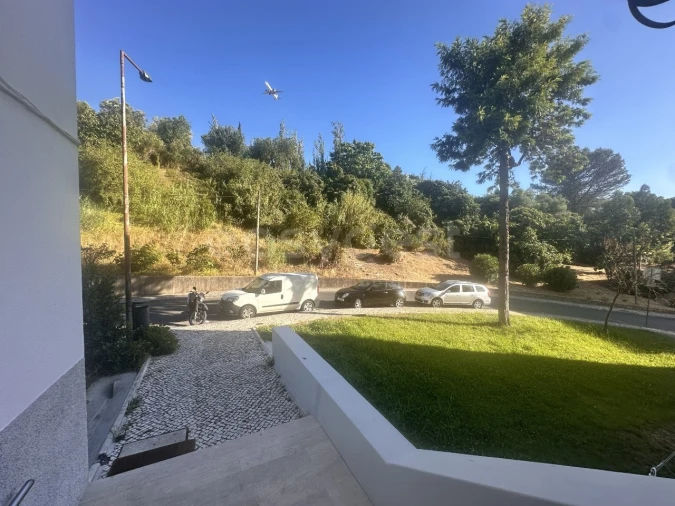 Apartamento T2 para Venda em Campolide Foto 16