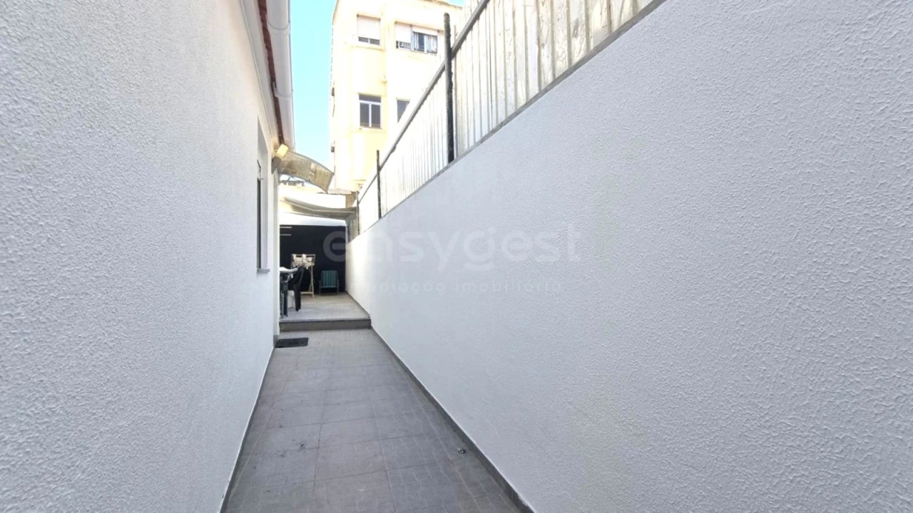 Moradia T2 para Venda em Caparica e Trafaria Foto 21