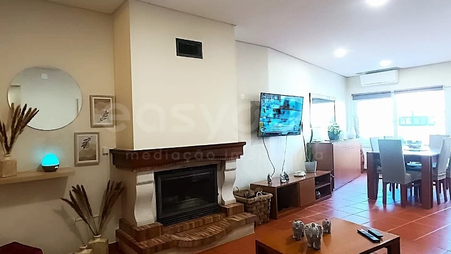 Moradia T3 para Venda em Meia Via