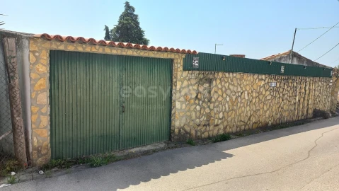 Moradia T2 para Venda em Achete, Azoia de Baixo e Póvoa de Santarém