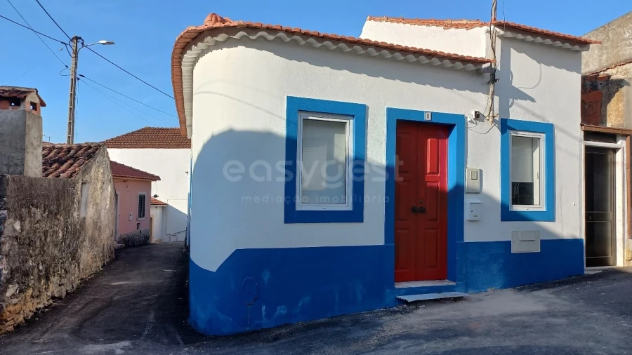 Moradia T2 para Venda em Amiais de Baixo
