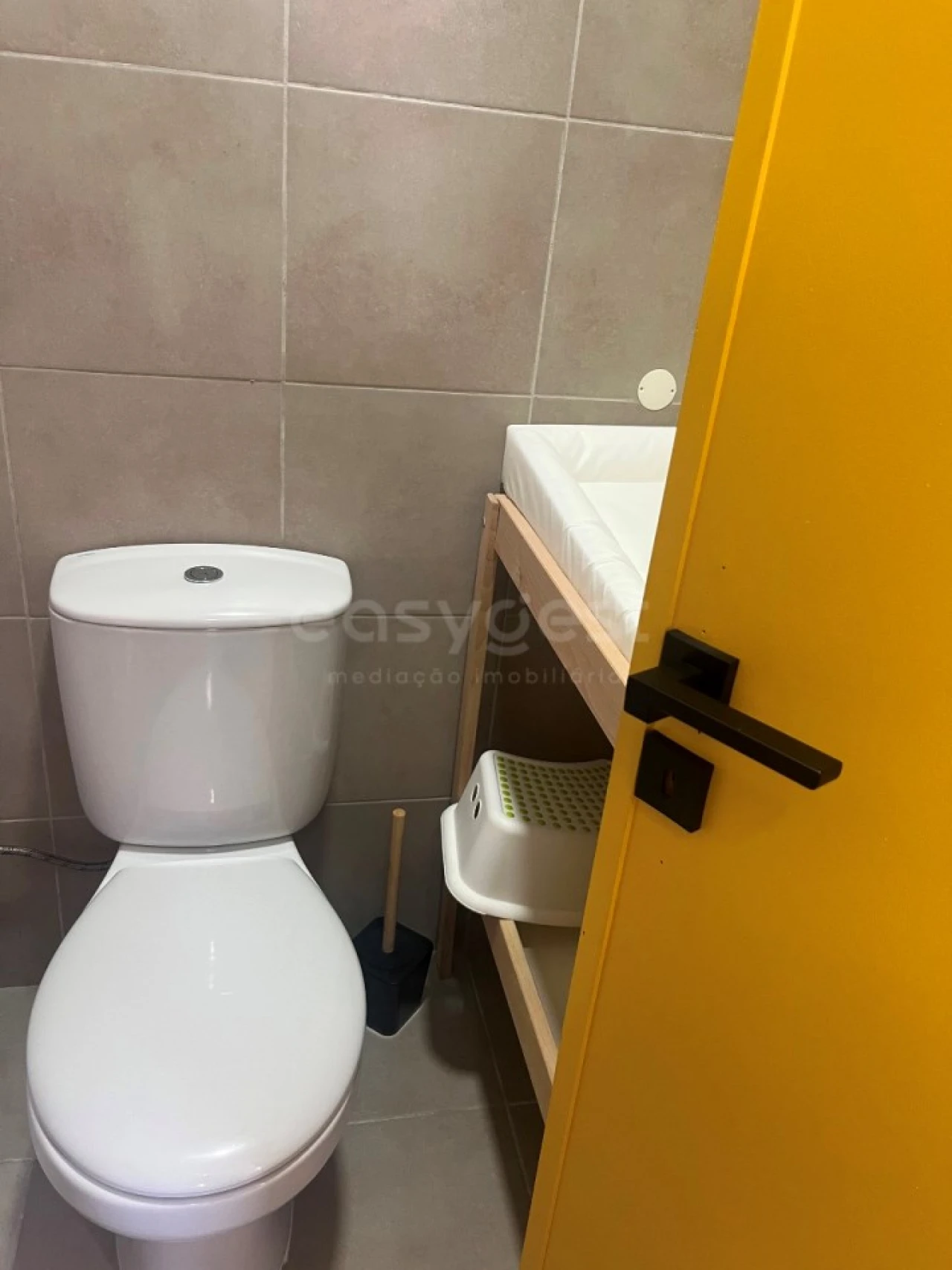 Loja para Cedência de Quotas em Oliveira do Bairro Foto 18