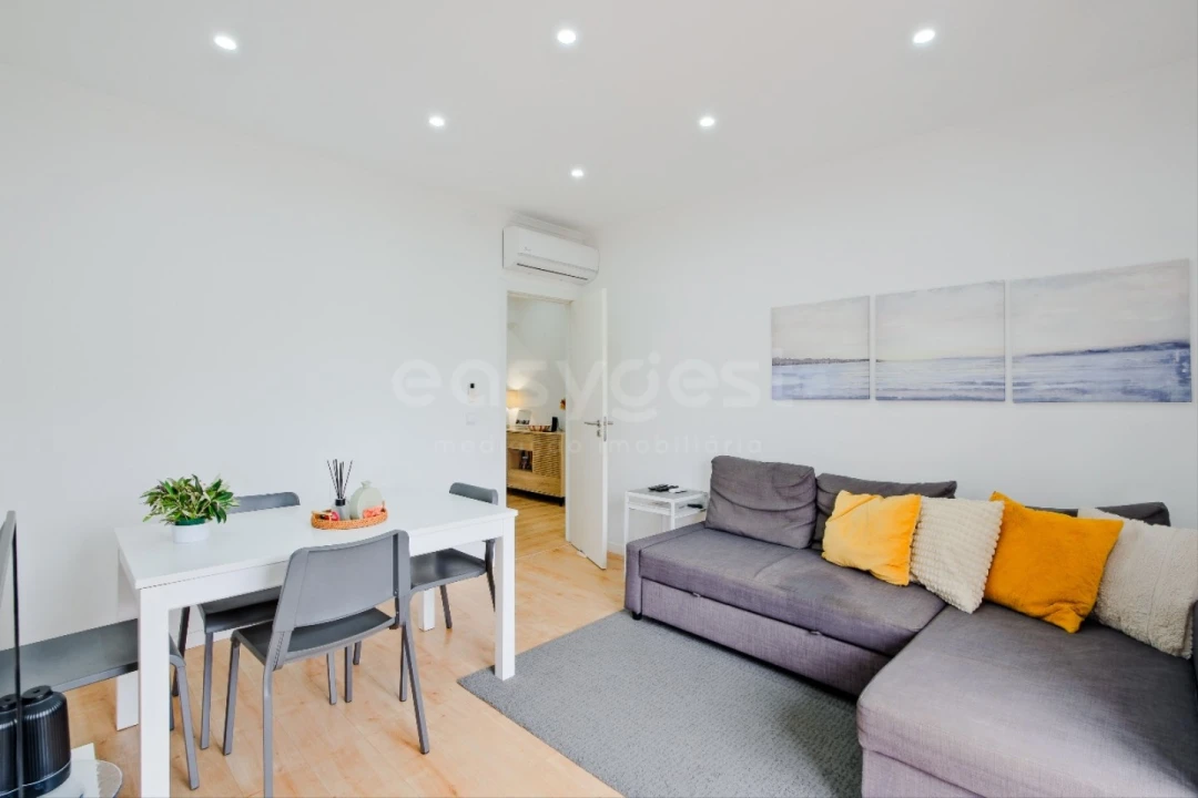 Apartamento T3 para Venda em Benfica Foto 9