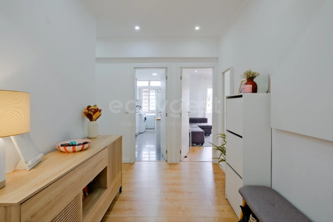 Apartamento T3 para Venda em Benfica Foto 10