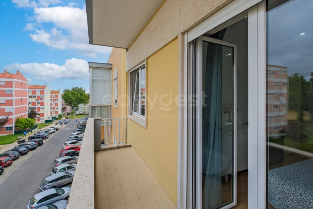 Apartamento T3 para Venda em Benfica Foto 17