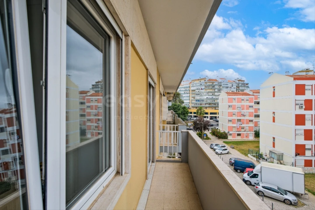 Apartamento T3 para Venda em Benfica Foto 23