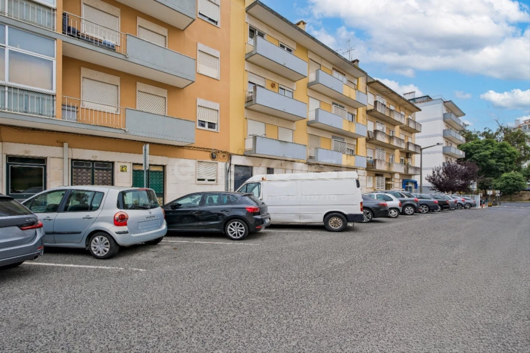 Apartamento T3 para Venda em Benfica Foto 35