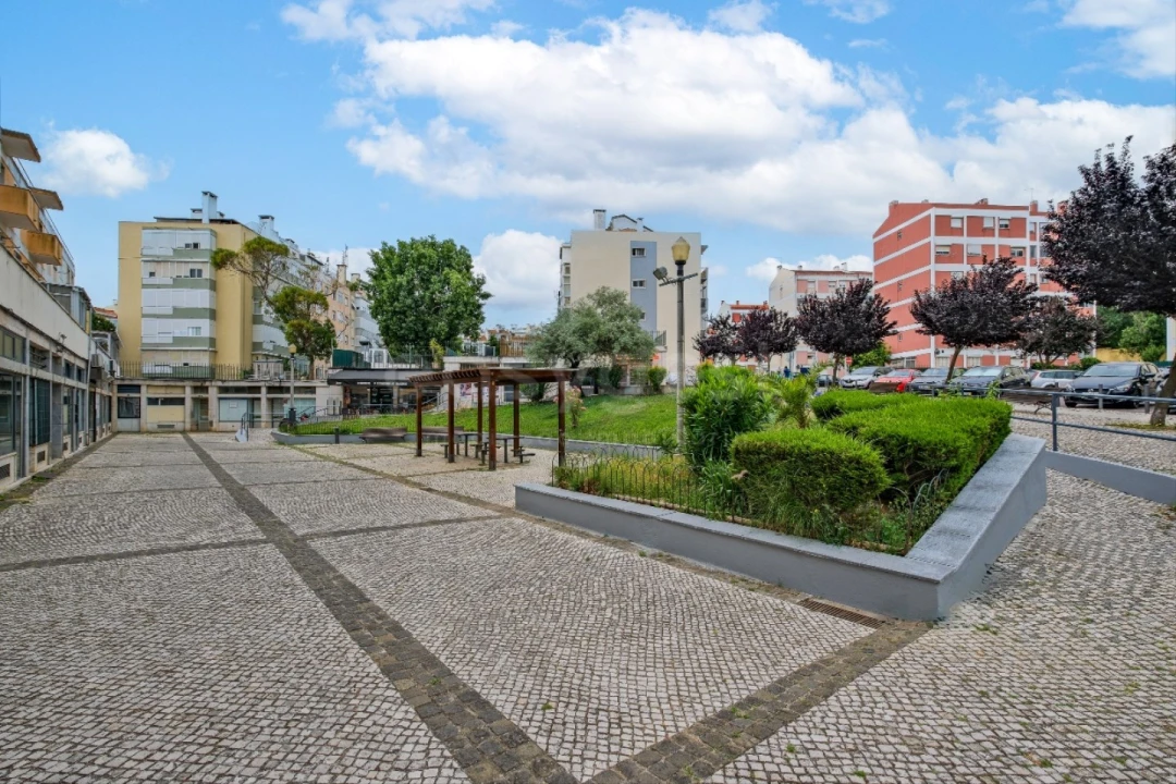 Apartamento T3 para Venda em Benfica Foto 38