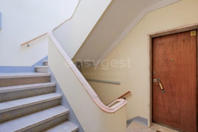 Apartamento T3 para Venda em Benfica