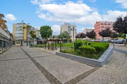 Apartamento T3 para Venda em Benfica