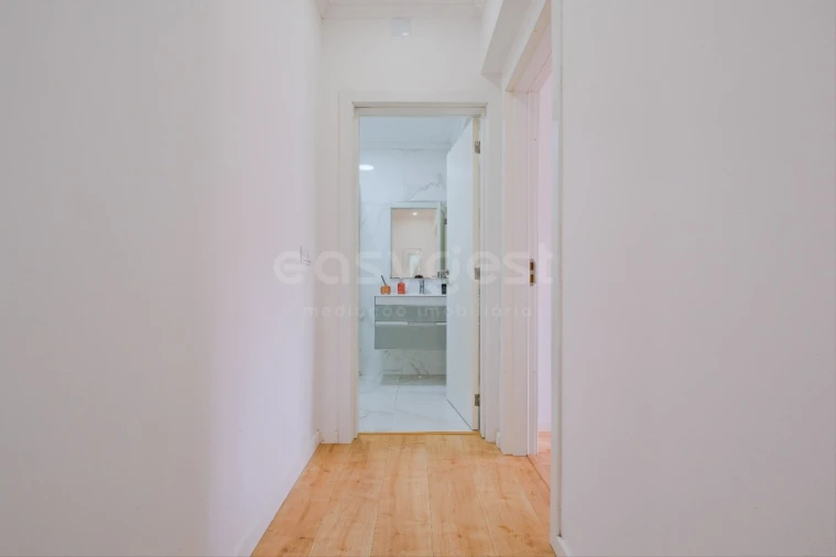 Apartamento T3 para Venda em Benfica Foto 19