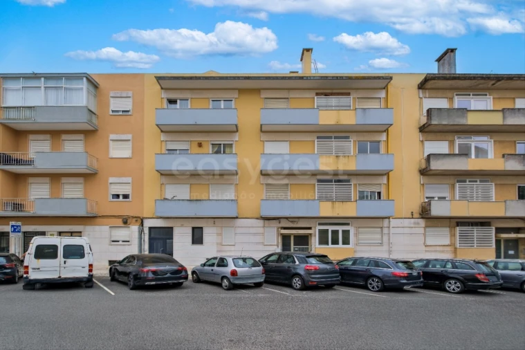 Apartamento T3 para Venda em Benfica Foto 33