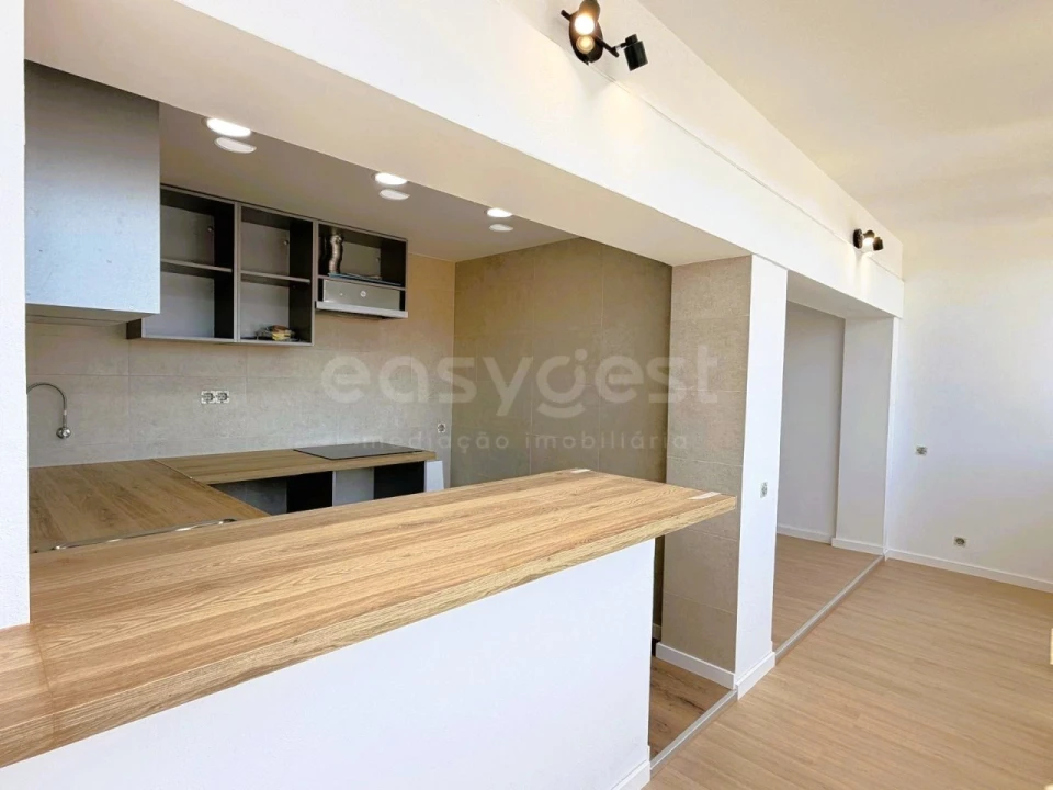 Apartamento T2 para Venda em Sesimbra (Castelo) Foto 7