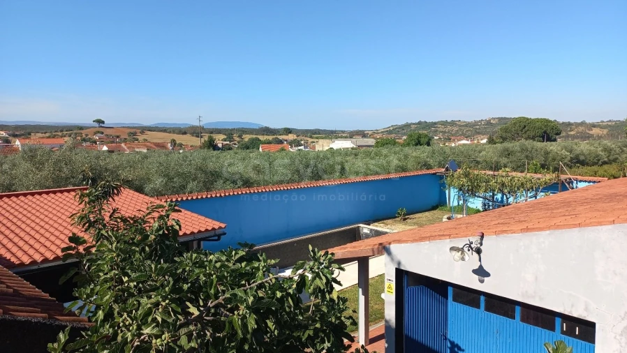 Moradia T2 para Venda em Azoia de Cima e Tremês Foto 16