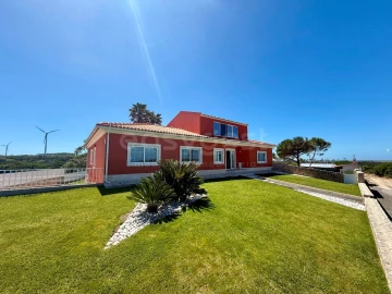 Moradia T4 para Venda em Serra D'El-Rei