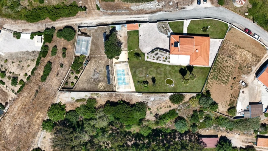 Moradia T4 para Venda em Serra D'El-Rei Foto 6