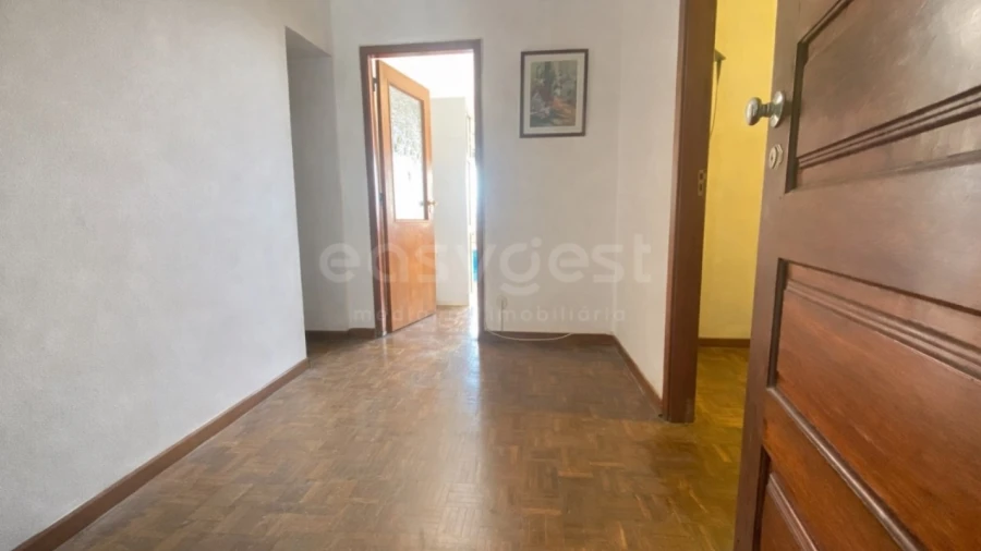 Apartamento T2 para Venda em Santa Clara e Castelo Viegas