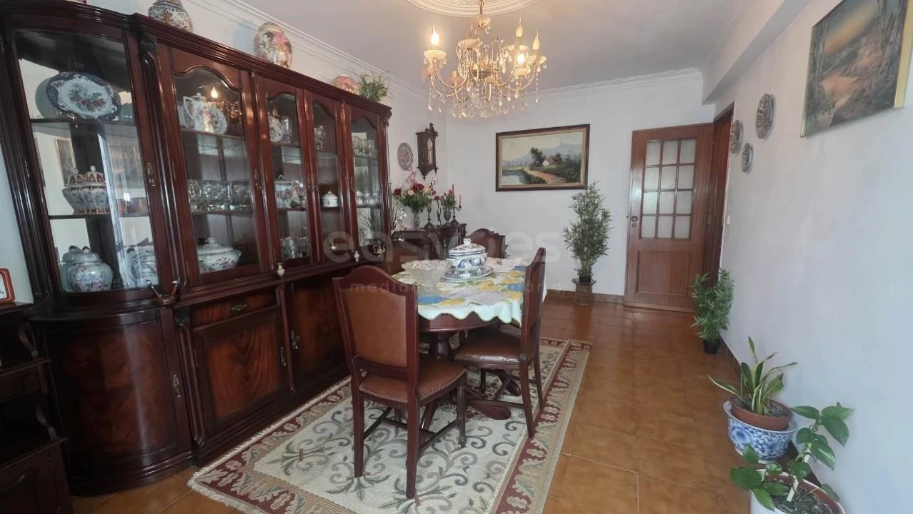Apartamento T2 para Venda em Venteira Foto 4