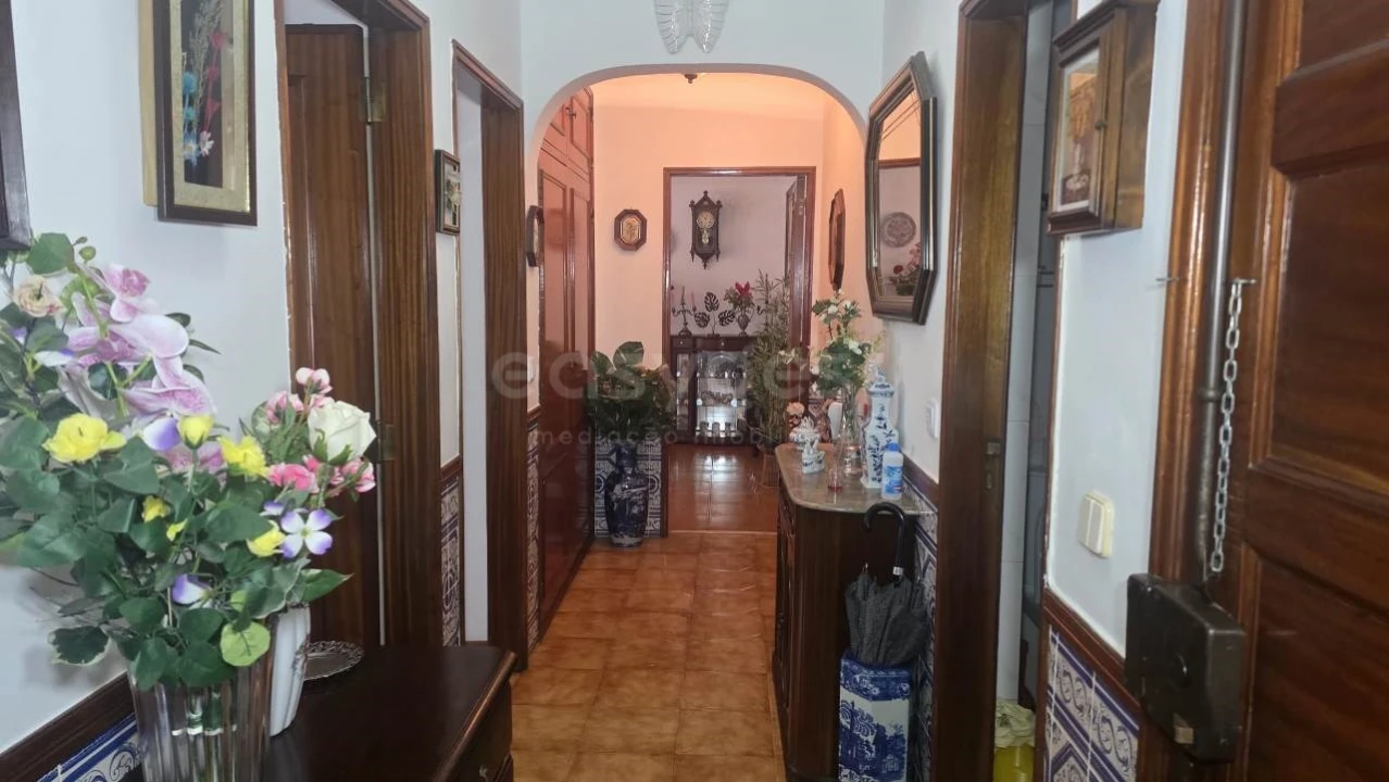 Apartamento T2 para Venda em Venteira Foto 8