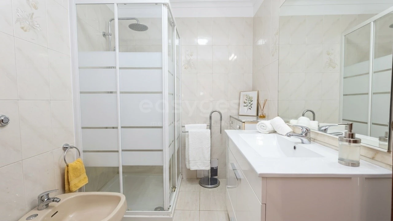 Apartamento T2 para Venda em Venteira Foto 13