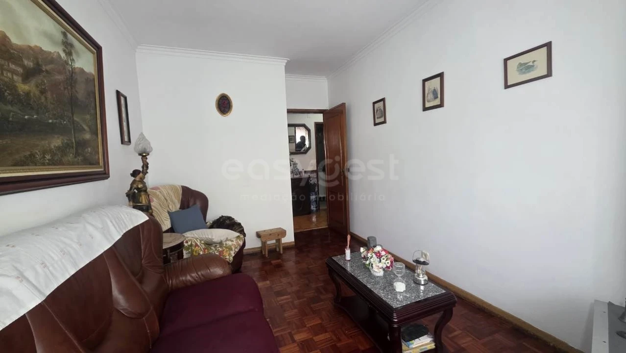 Apartamento T2 para Venda em Venteira Foto 24
